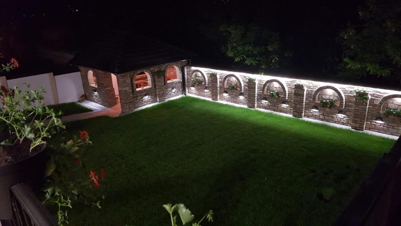 ורדניק Apartmani Kruna מראה חיצוני תמונה